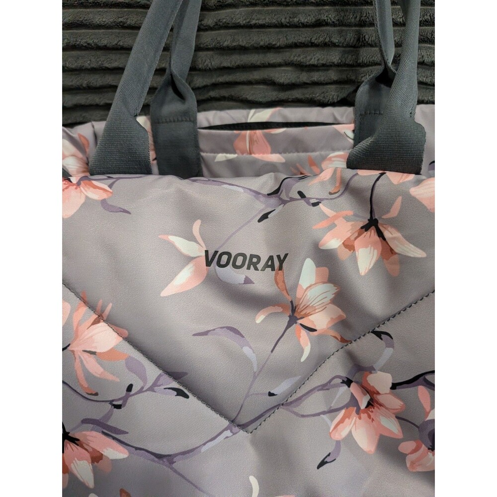 Vooray Aria 20L Tote Bag Floral Quilted Gym Travel Yoga Work Bag